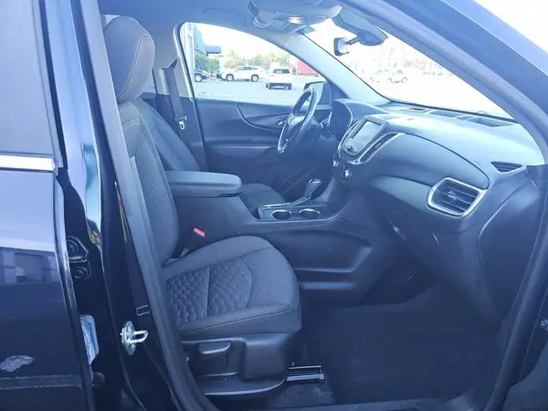 2GNAXJEV5M6105101 2021 CHEVROLET EQUINOX - Image 2