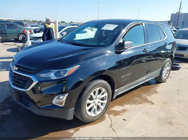 2GNAXJEV6J6110027 2018 CHEVROLET EQUINOX - Image 2