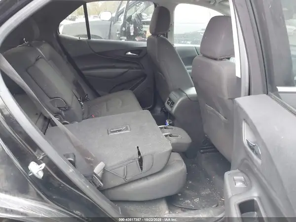 2GNAXJEV6J6121447 2018 CHEVROLET EQUINOX - Image 8
