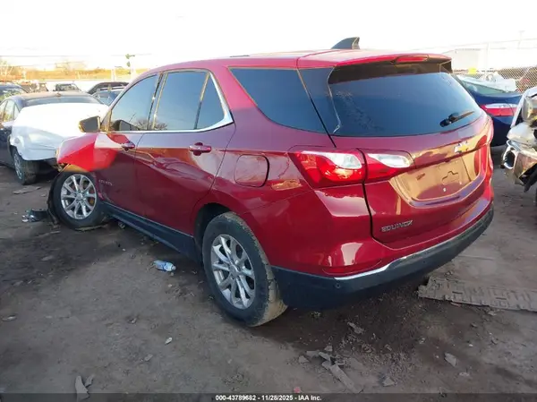 2GNAXJEV6J6121951 2018 CHEVROLET EQUINOX - Image 2