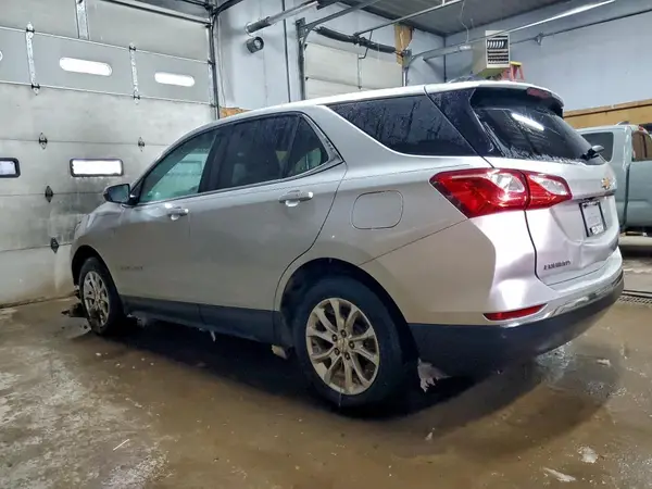 2GNAXJEV6J6126597 2018 CHEVROLET EQUINOX - Image 2