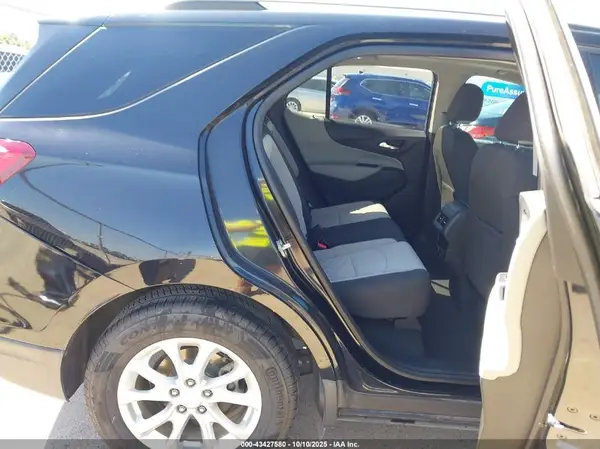 2GNAXJEV6J6128088 2018 CHEVROLET EQUINOX - Image 8