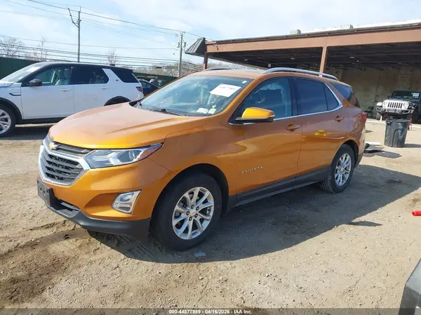 2GNAXJEV6J6151581 2018 CHEVROLET EQUINOX - Image 2