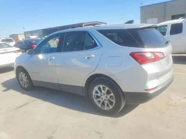 2GNAXJEV6J6188145 2018 CHEVROLET EQUINOX - Image 2