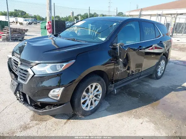 2GNAXJEV6J6209818 2018 CHEVROLET EQUINOX - Image 2