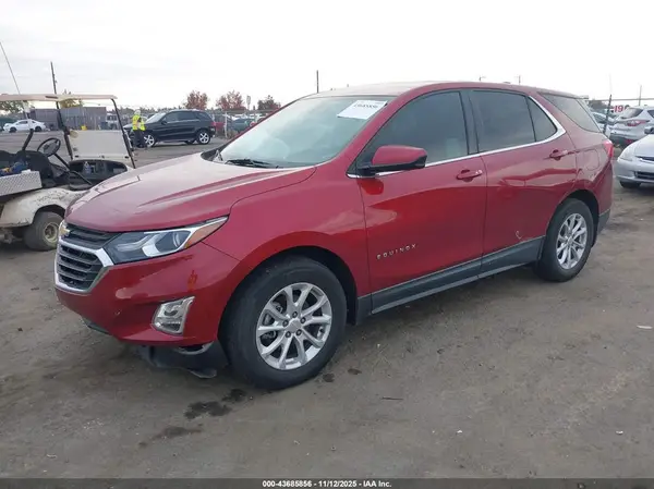 2GNAXJEV6J6237876 2018 CHEVROLET EQUINOX - Image 2