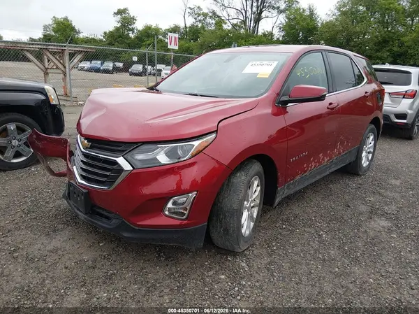 2GNAXJEV6J6244746 2018 CHEVROLET EQUINOX - Image 2