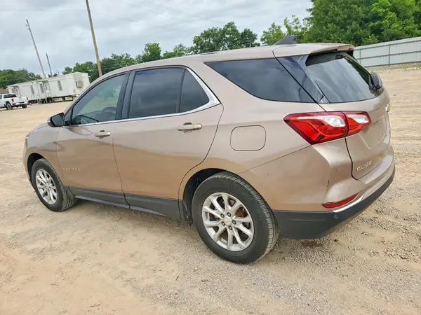 2GNAXJEV6J6260798 2018 CHEVROLET EQUINOX - Image 2
