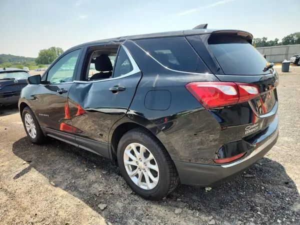 2GNAXJEV6J6267153 2018 CHEVROLET EQUINOX - Image 2