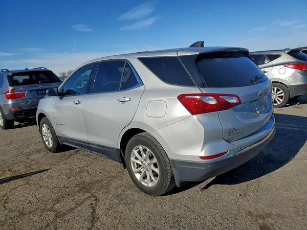 2GNAXJEV6J6267301 2018 CHEVROLET EQUINOX - Image 2