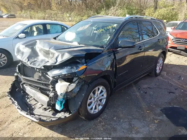 2GNAXJEV6J6273261 2018 CHEVROLET EQUINOX - Image 2
