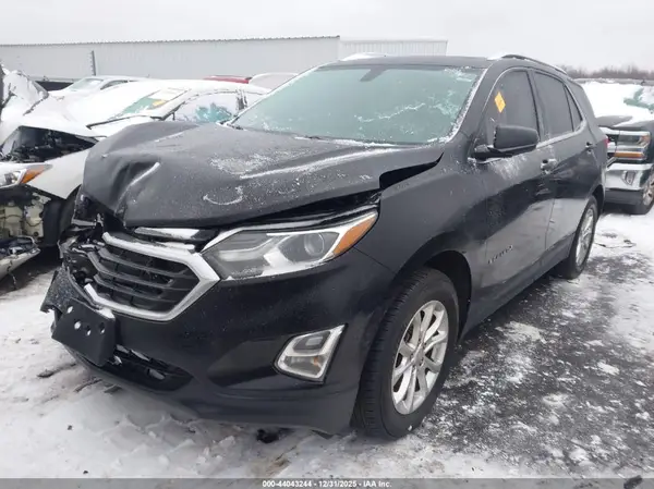 2GNAXJEV6J6279920 2018 CHEVROLET EQUINOX - Image 2
