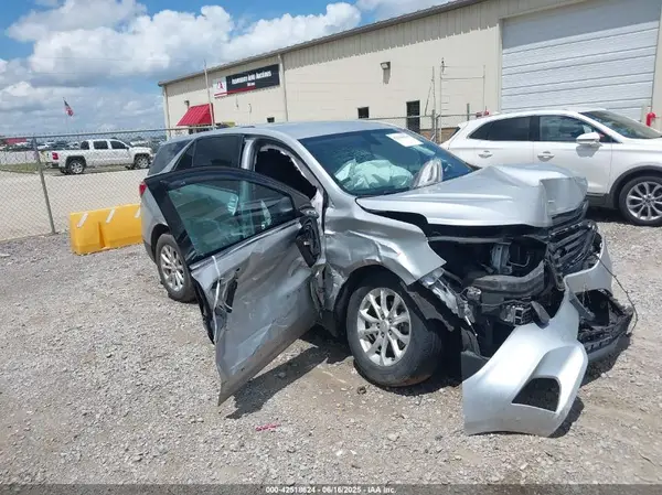 2GNAXJEV6J6283417 2018 CHEVROLET EQUINOX - Image 1