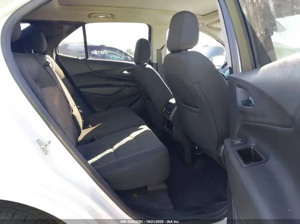 2GNAXJEV6J6294448 2018 CHEVROLET EQUINOX - Image 8