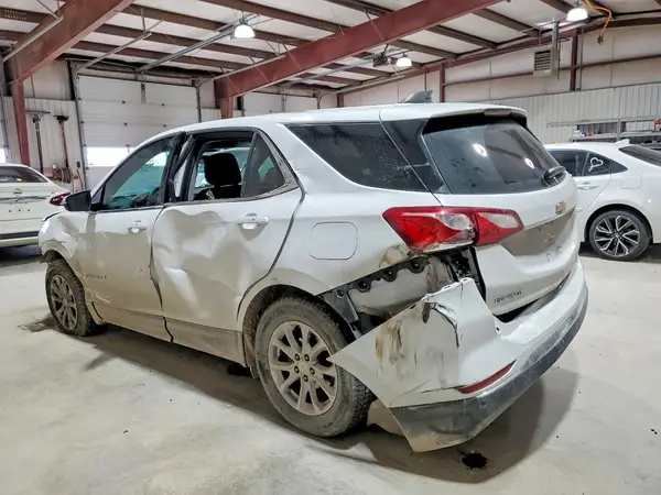 2GNAXJEV6J6301172 2018 CHEVROLET EQUINOX - Image 2