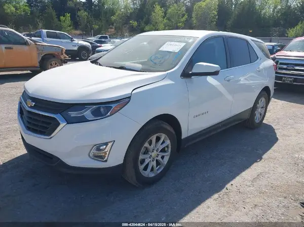 2GNAXJEV6K6260057 2019 CHEVROLET EQUINOX - Image 2
