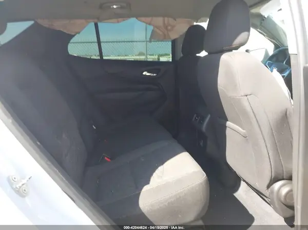 2GNAXJEV6K6260057 2019 CHEVROLET EQUINOX - Image 8