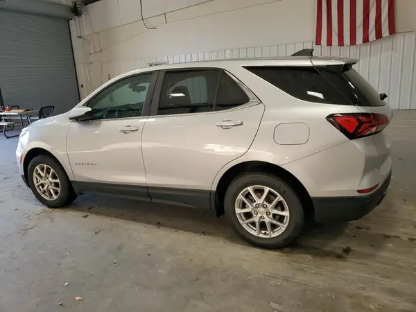 2GNAXJEV6N6136066 2022 CHEVROLET EQUINOX - Image 2
