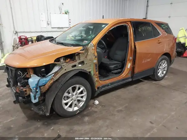 2GNAXJEV7J6228765 2018 CHEVROLET EQUINOX - Image 2