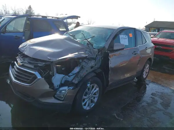 2GNAXJEV7J6282387 2018 CHEVROLET EQUINOX - Image 2