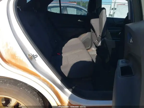 2GNAXJEV7J6326839 2018 CHEVROLET EQUINOX - Image 8