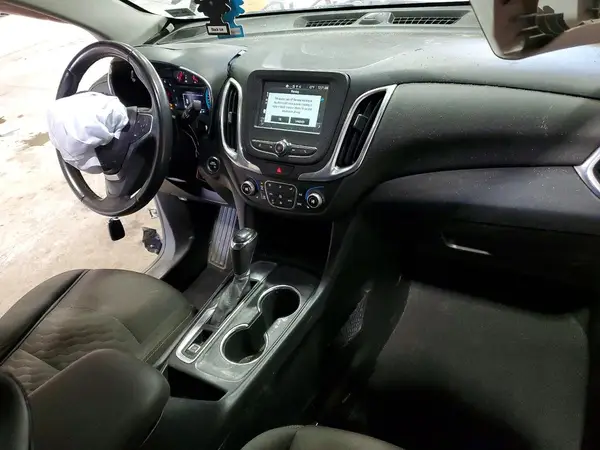 2GNAXJEV7J6335332 2018 CHEVROLET EQUINOX - Image 8