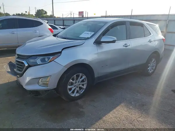2GNAXJEV7J6338666 2018 CHEVROLET EQUINOX - Image 2