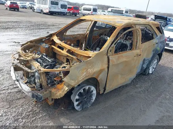 2GNAXJEV7K6260505 2019 CHEVROLET EQUINOX - Image 2