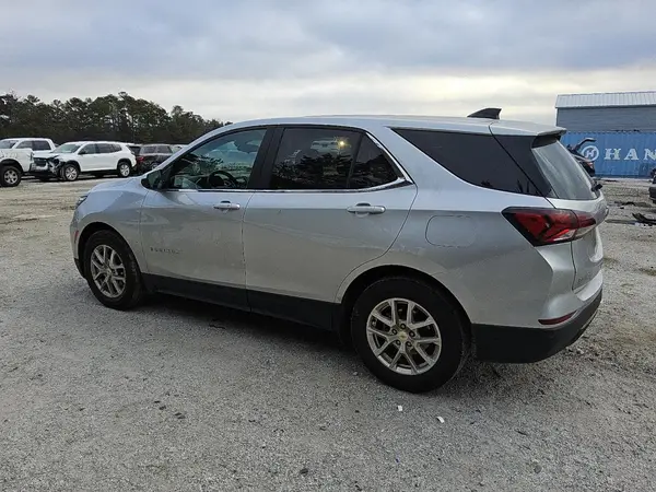 2GNAXJEV7N6136805 2022 CHEVROLET EQUINOX - Image 2
