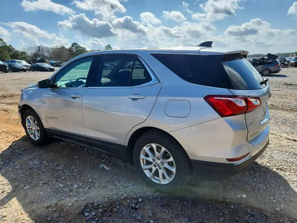 2GNAXJEV8J6104407 2018 CHEVROLET EQUINOX - Image 2