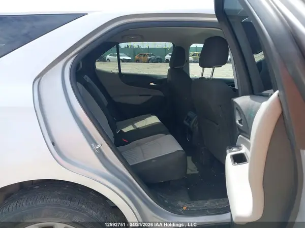 2GNAXJEV8J6118162 2018 CHEVROLET EQUINOX - Image 8