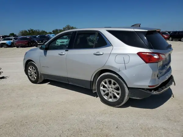 2GNAXJEV8J6122258 2018 CHEVROLET EQUINOX - Image 2