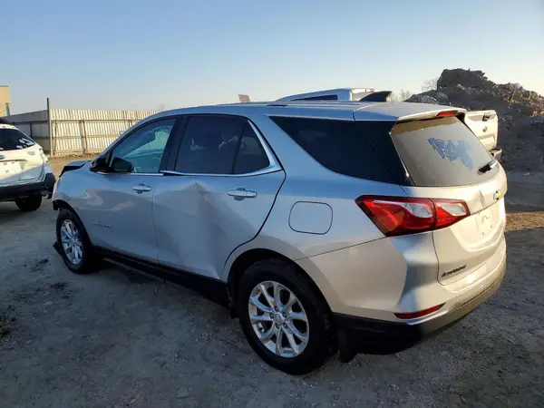 2GNAXJEV8J6126049 2018 CHEVROLET EQUINOX - Image 2