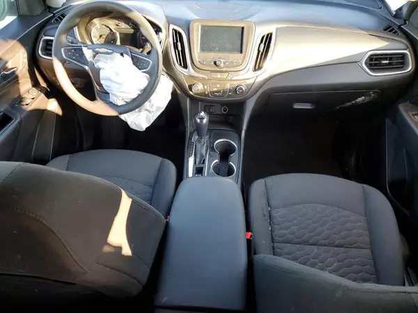 2GNAXJEV8J6126049 2018 CHEVROLET EQUINOX - Image 8