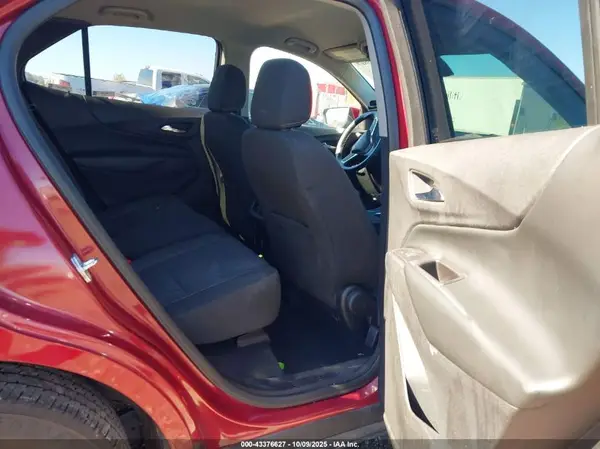 2GNAXJEV8J6134443 2018 CHEVROLET EQUINOX - Image 8