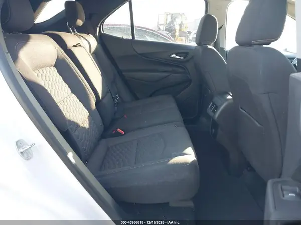2GNAXJEV8J6153977 2018 CHEVROLET EQUINOX - Image 8