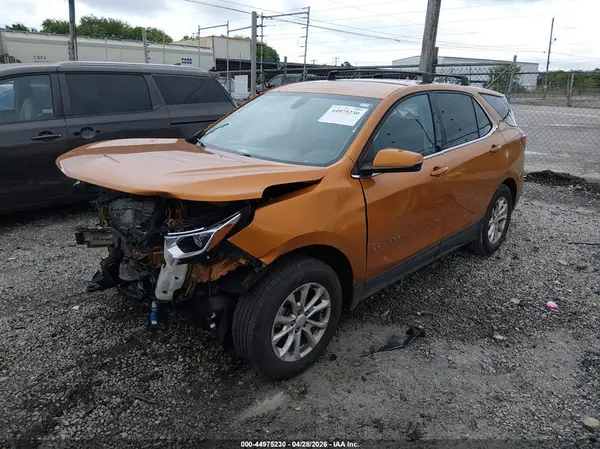 2GNAXJEV8J6172450 2018 CHEVROLET EQUINOX - Image 2