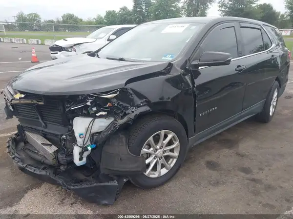 2GNAXJEV8J6182590 2018 CHEVROLET EQUINOX - Image 2