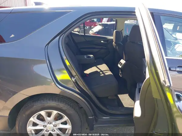 2GNAXJEV8J6190205 2018 CHEVROLET EQUINOX - Image 8