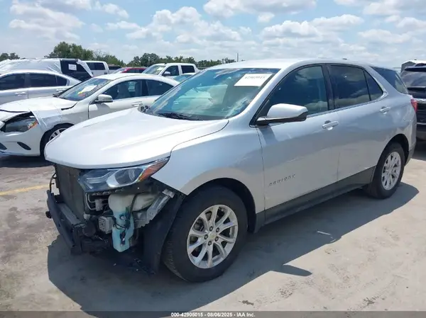 2GNAXJEV8J6205494 2018 CHEVROLET EQUINOX - Image 2