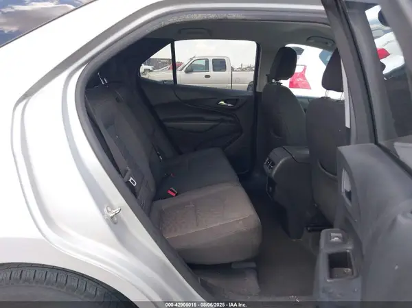 2GNAXJEV8J6205494 2018 CHEVROLET EQUINOX - Image 8