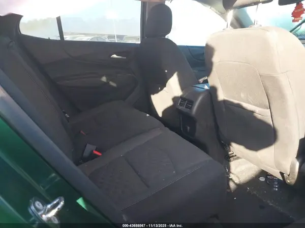 2GNAXJEV8J6240536 2018 CHEVROLET EQUINOX - Image 8