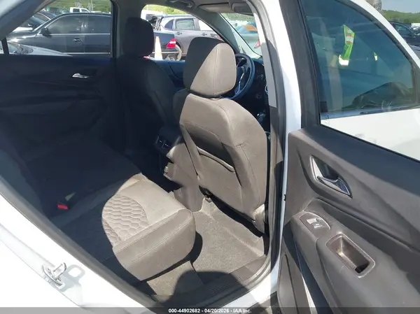 2GNAXJEV8J6243226 2018 CHEVROLET EQUINOX - Image 8