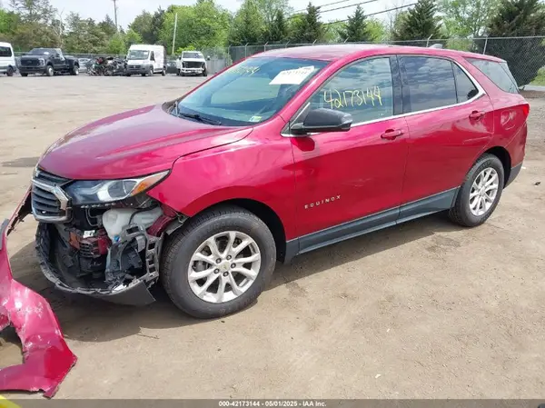 2GNAXJEV8J6249575 2018 CHEVROLET EQUINOX - Image 2