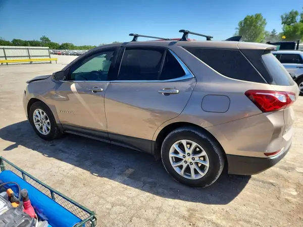 2GNAXJEV8J6262973 2018 CHEVROLET EQUINOX - Image 2