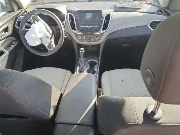 2GNAXJEV8J6270619 2018 CHEVROLET EQUINOX - Image 8
