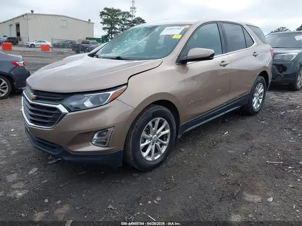 2GNAXJEV8J6273102 2018 CHEVROLET EQUINOX - Image 2