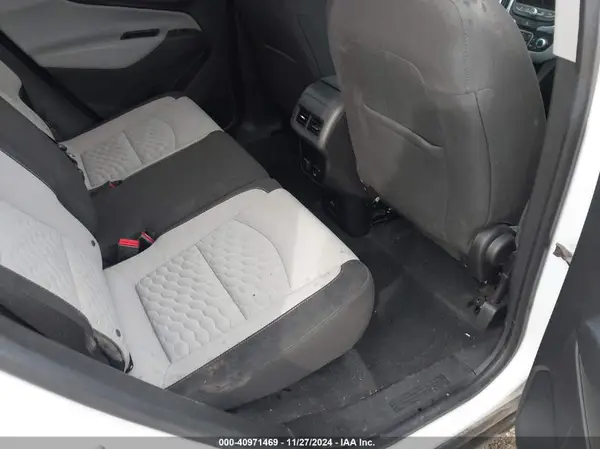 2GNAXJEV8J6277196 2018 CHEVROLET EQUINOX - Image 8