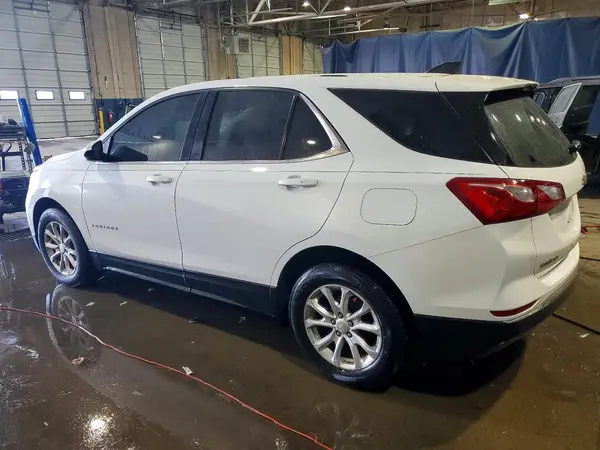 2GNAXJEV8J6281751 2018 CHEVROLET EQUINOX - Image 2
