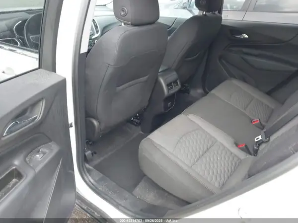 2GNAXJEV8J6287131 2018 CHEVROLET EQUINOX - Image 8